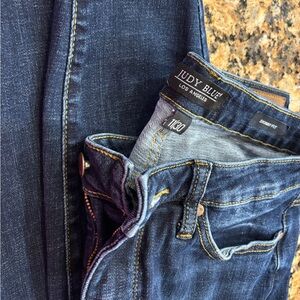 Judy Blue Skinny jeanss non distressed